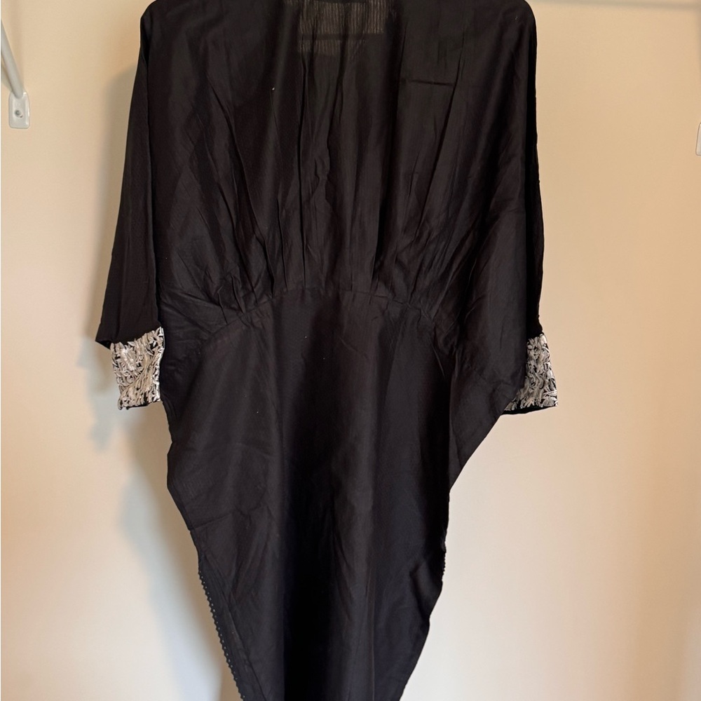 New Elegant Black and White embroidered Midi Dress - Picture 5 of 8